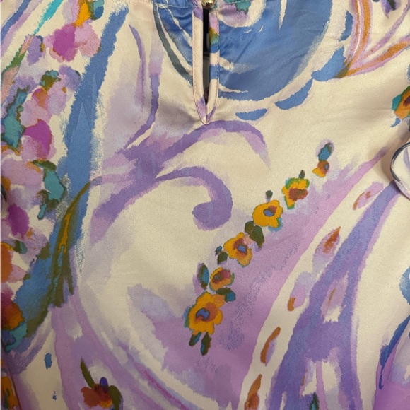 Colorful Ruffled Blouse with Ruffled Sleeves - Picture 4 of 4